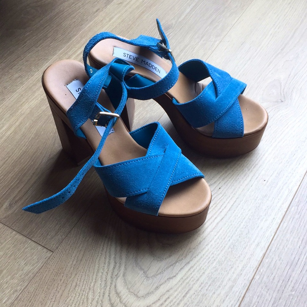 Steve Madden chunky heel blue suede size 6